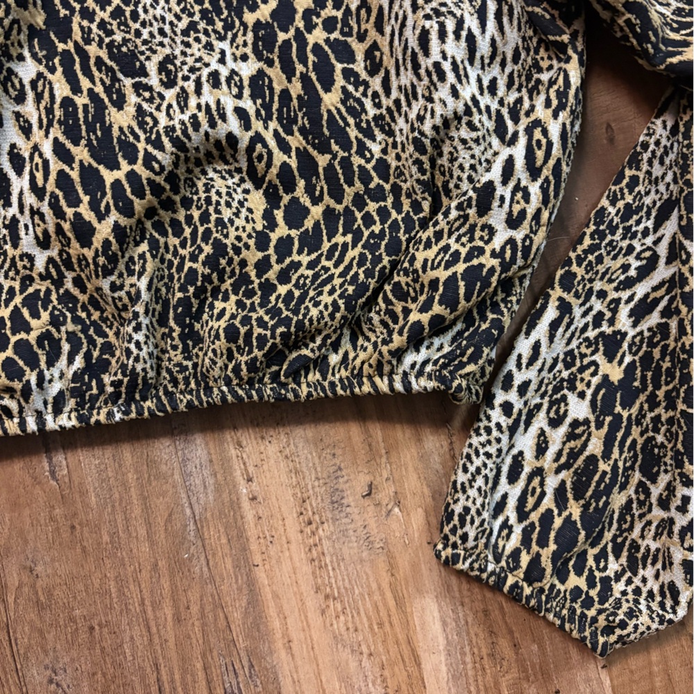 Zara Trafaluc Leopard Print Cropped Long Sleeve Top Size S - Picture 3 of 3